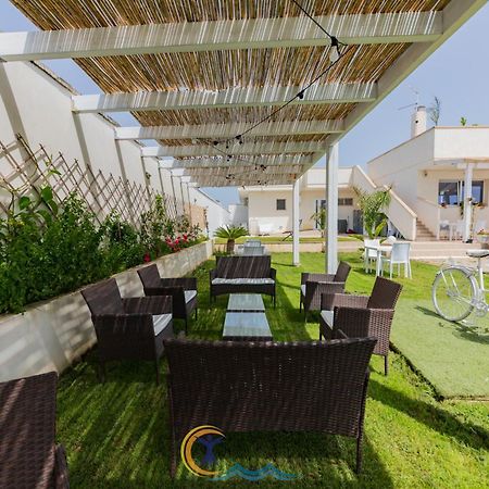 Villa Leonardo San Foca - Room, Pool & Restaurant Екстер'єр фото