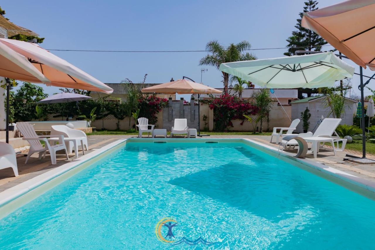 Villa Leonardo San Foca - Room, Pool & Restaurant Екстер'єр фото