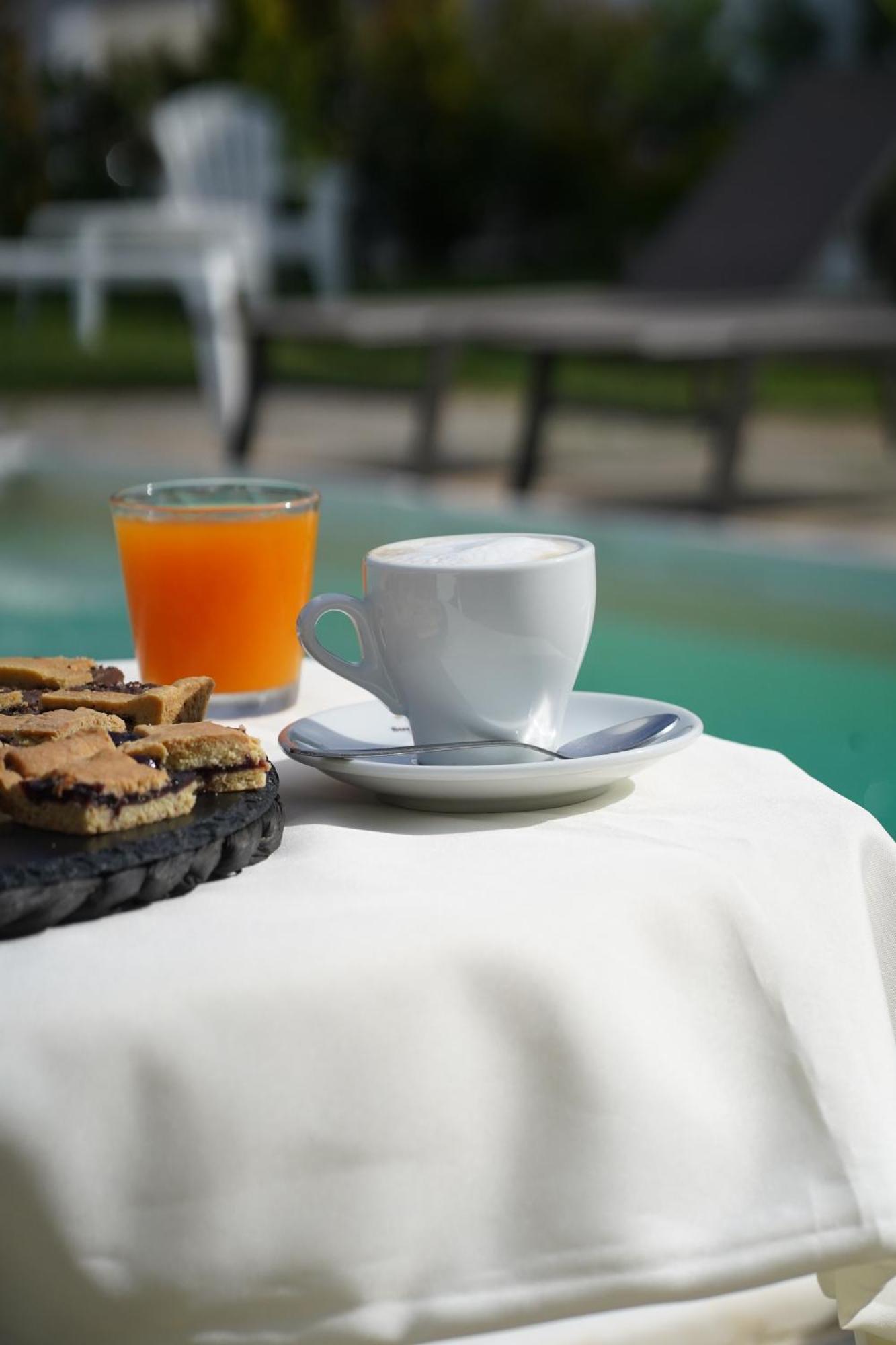 Villa Leonardo San Foca - Room, Pool & Restaurant Екстер'єр фото